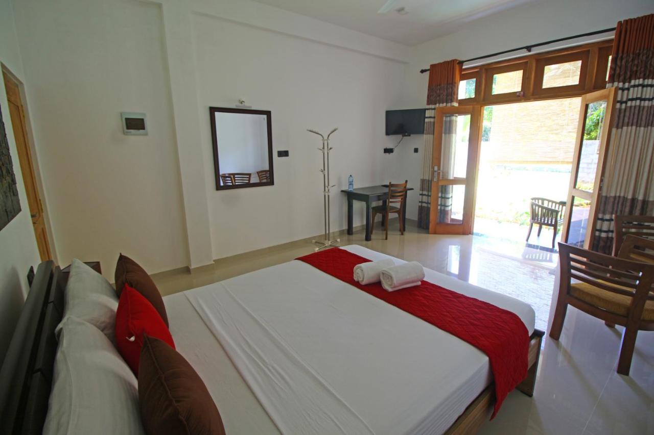 River Breeze Villa Bentota Exterior foto